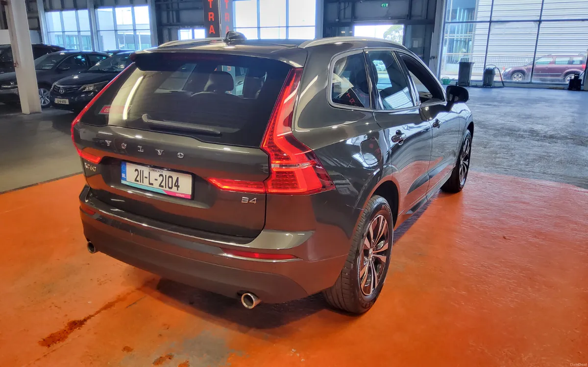 Volvo XC60 2021 - Image 3
