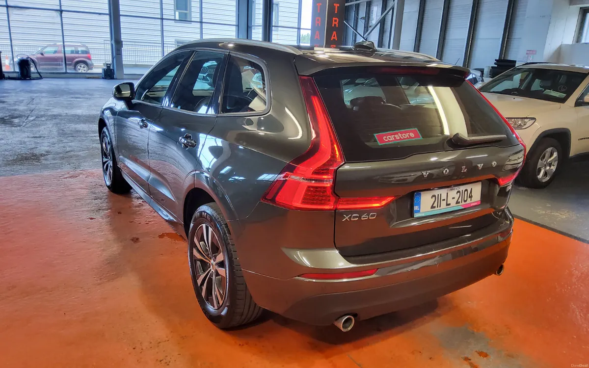 Volvo XC60 2021 - Image 5