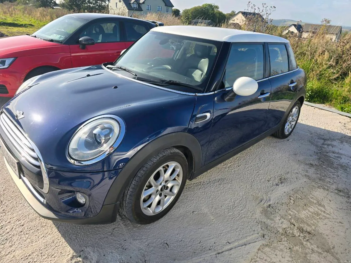MINI COOPER 1.5L PATROL AUTOMATIC - Image 5
