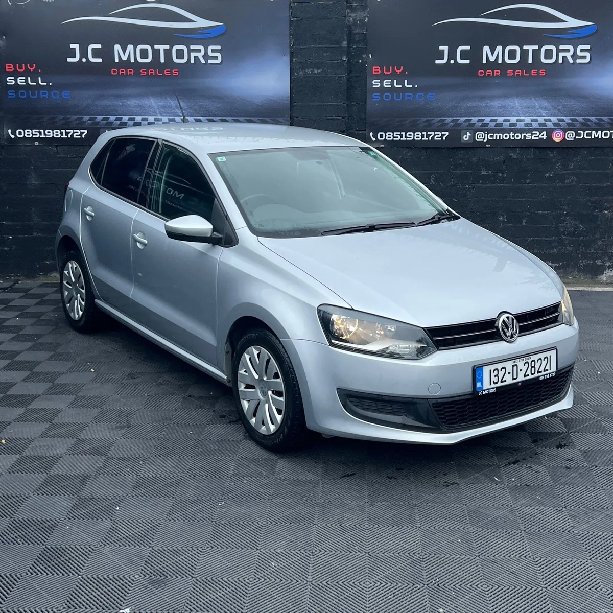 2013 VW Polo (Automatic) 77km - Image 1