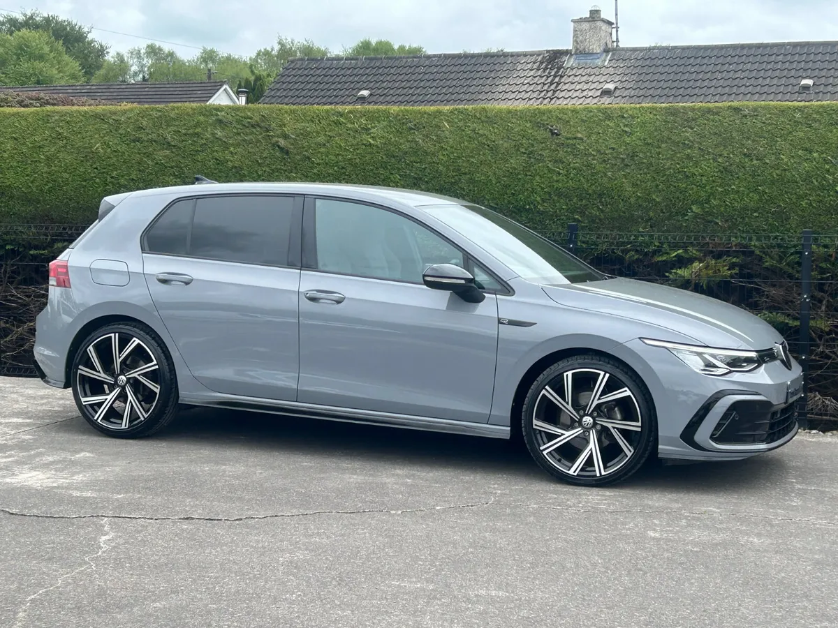 22Volkswagen Golf 1.5 Tsi 150 RLine €23950 inc Vrt - Image 2