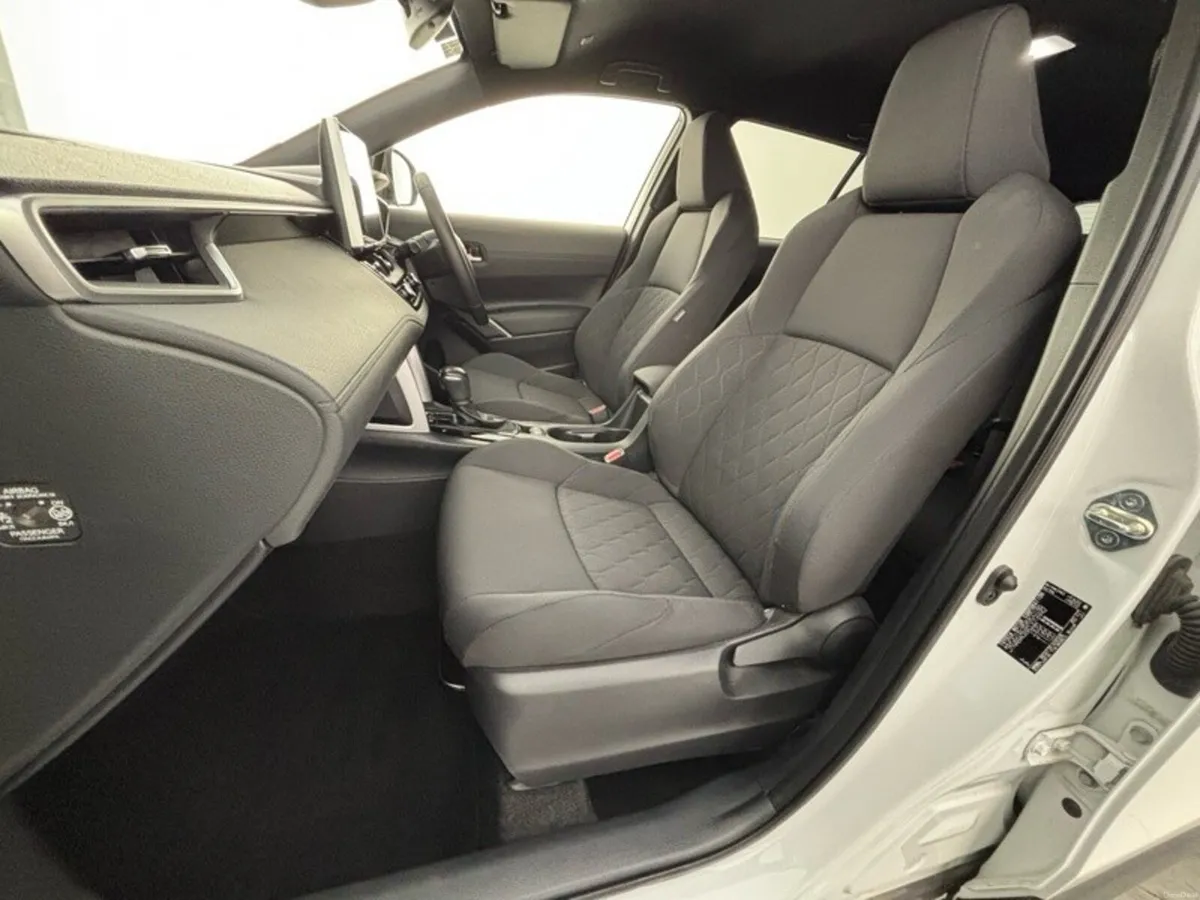 Toyota Corolla Cross SPORT - Image 6