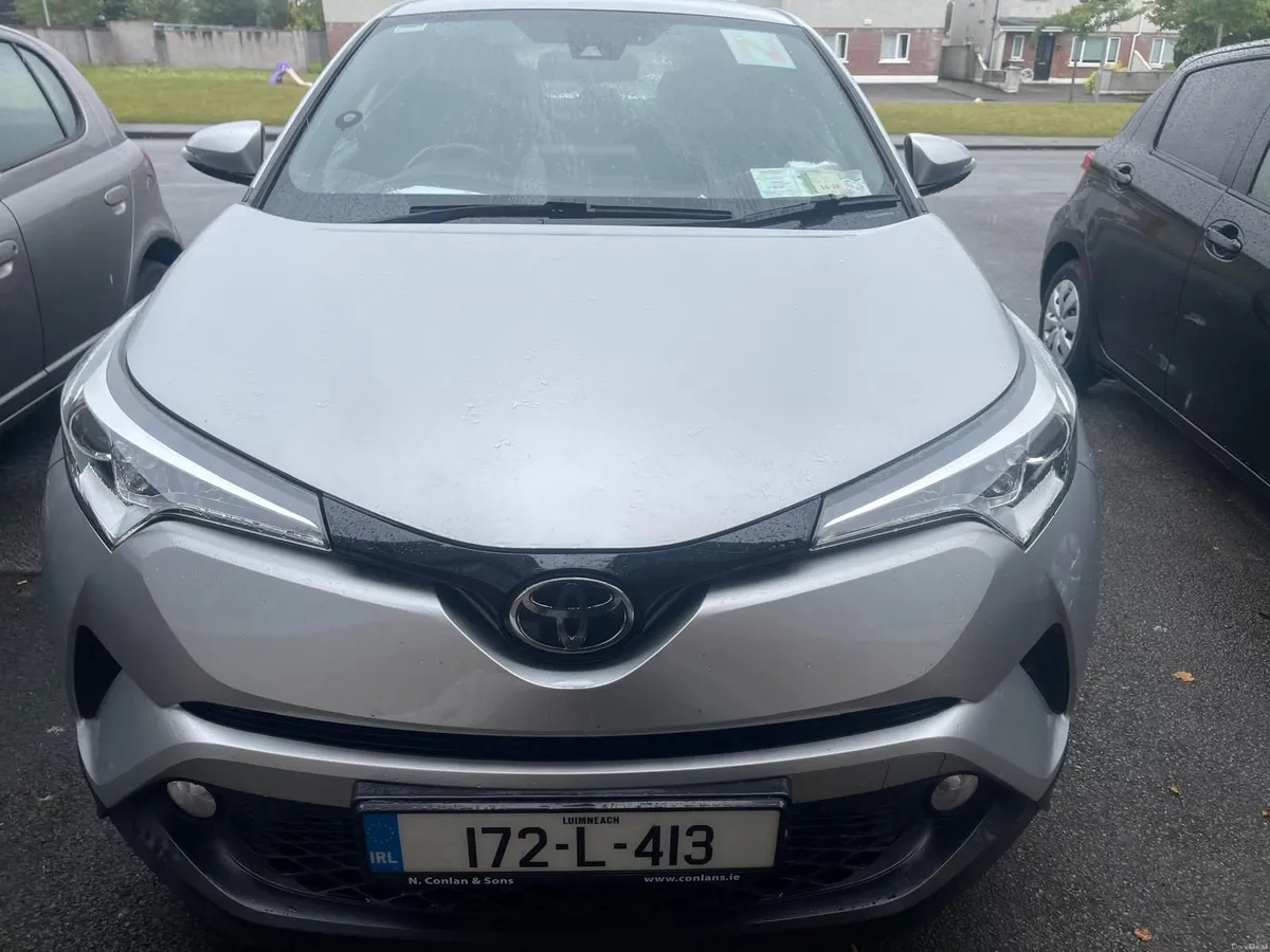 Toyota C-HR 2017 - Image 1