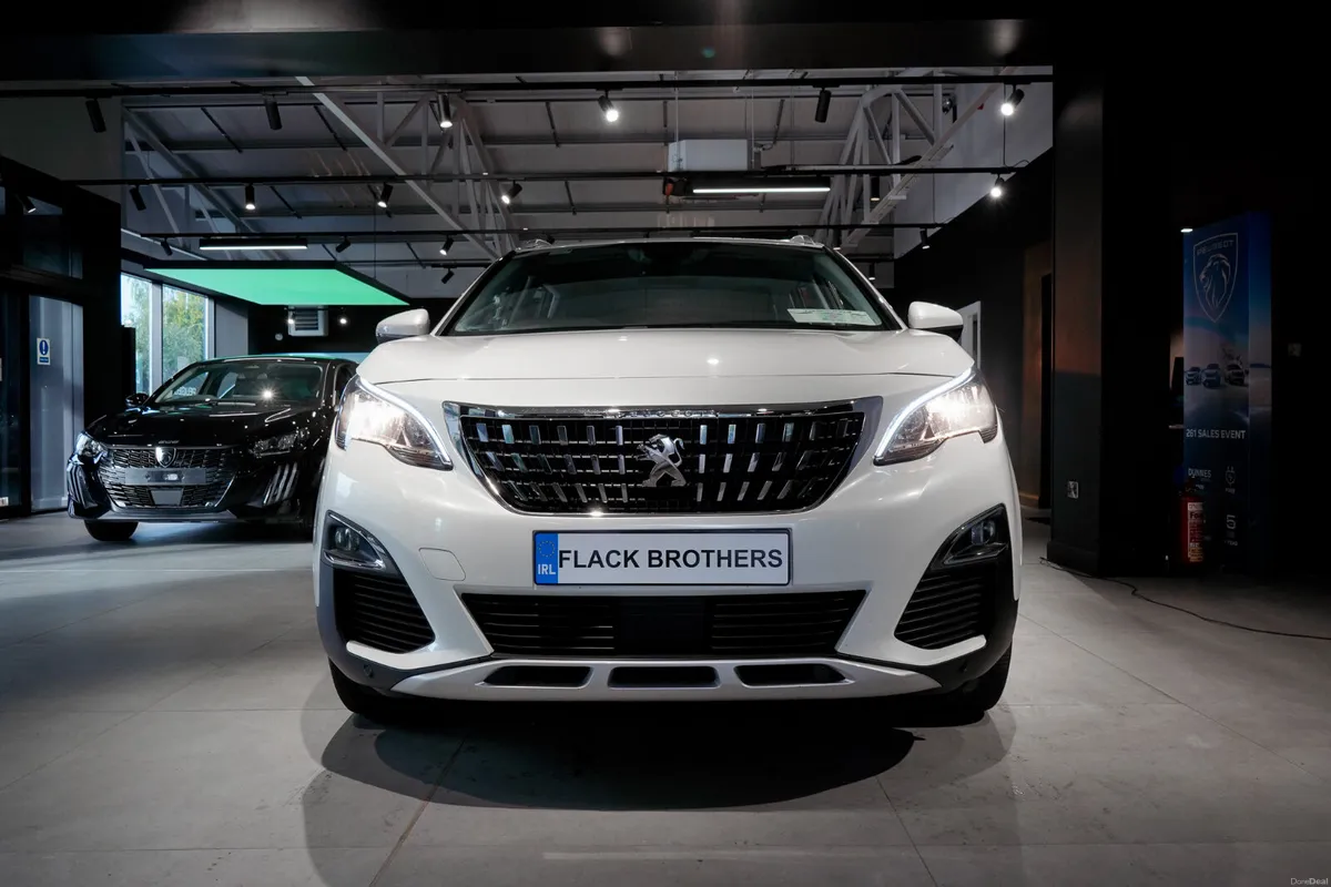 2019 Peugeot 3008 Allure 1.5 BlueHDi 130bhp Manual - Image 2