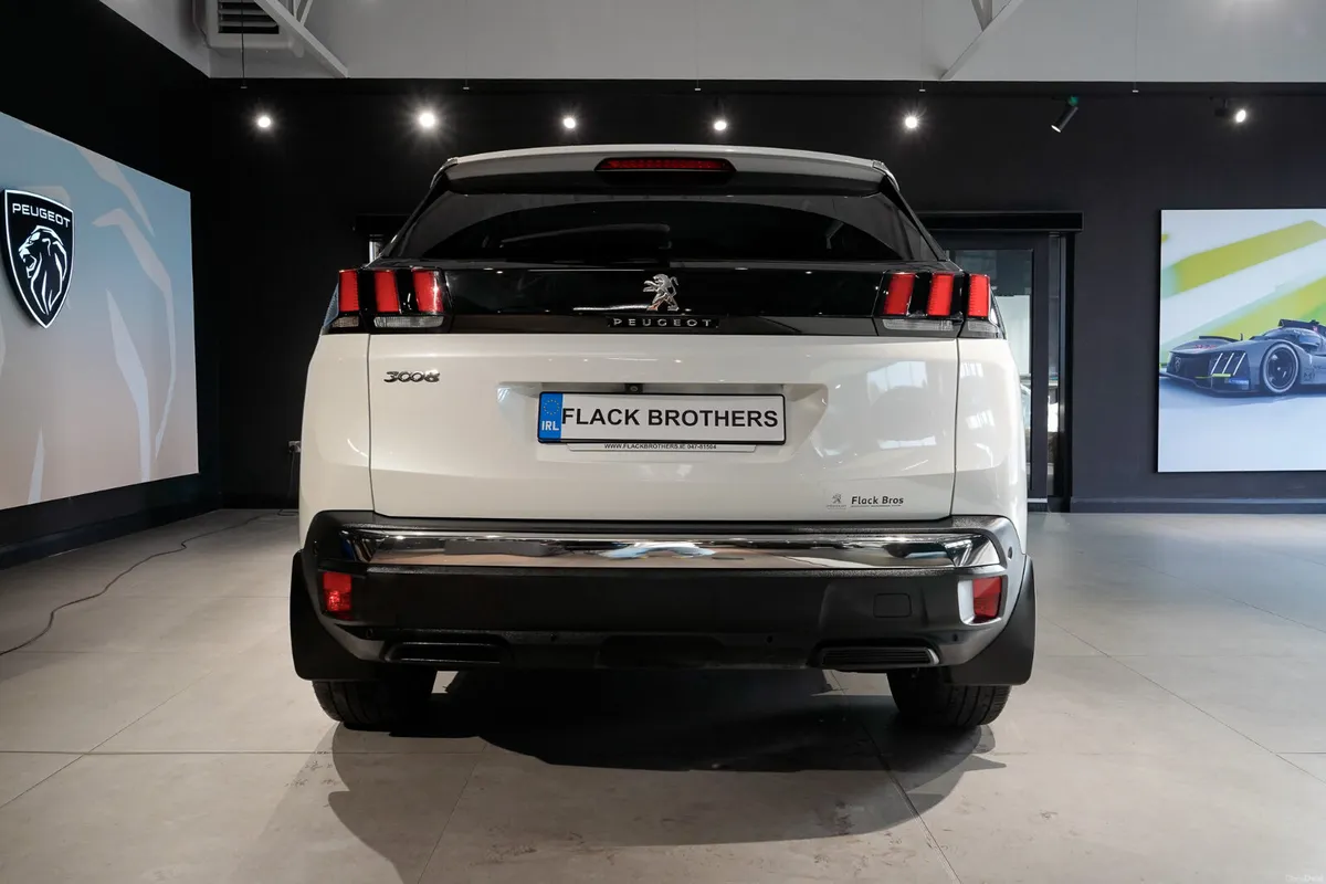 2019 Peugeot 3008 Allure 1.5 BlueHDi 130bhp Manual - Image 6