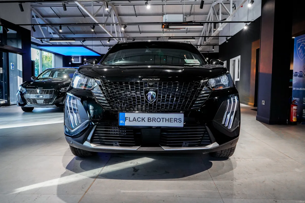 2026 Peugeot 2008 Allure Hybrid 110bhp e-DCS6 - Image 2