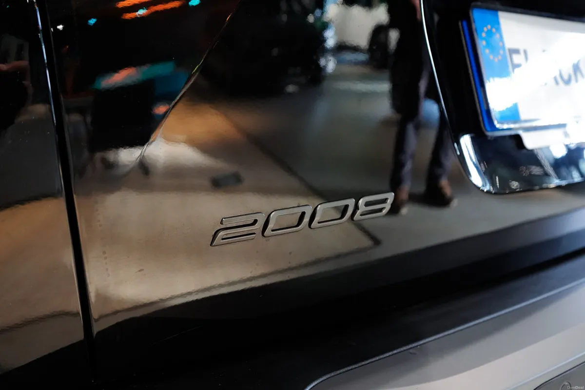 2026 Peugeot 2008 Allure Hybrid 110bhp e-DCS6 - Image 6