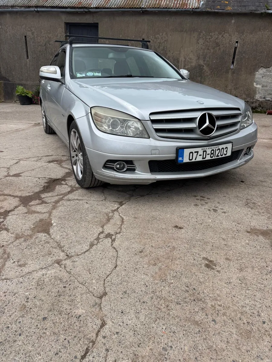 * Mercedes C220D * - Image 1