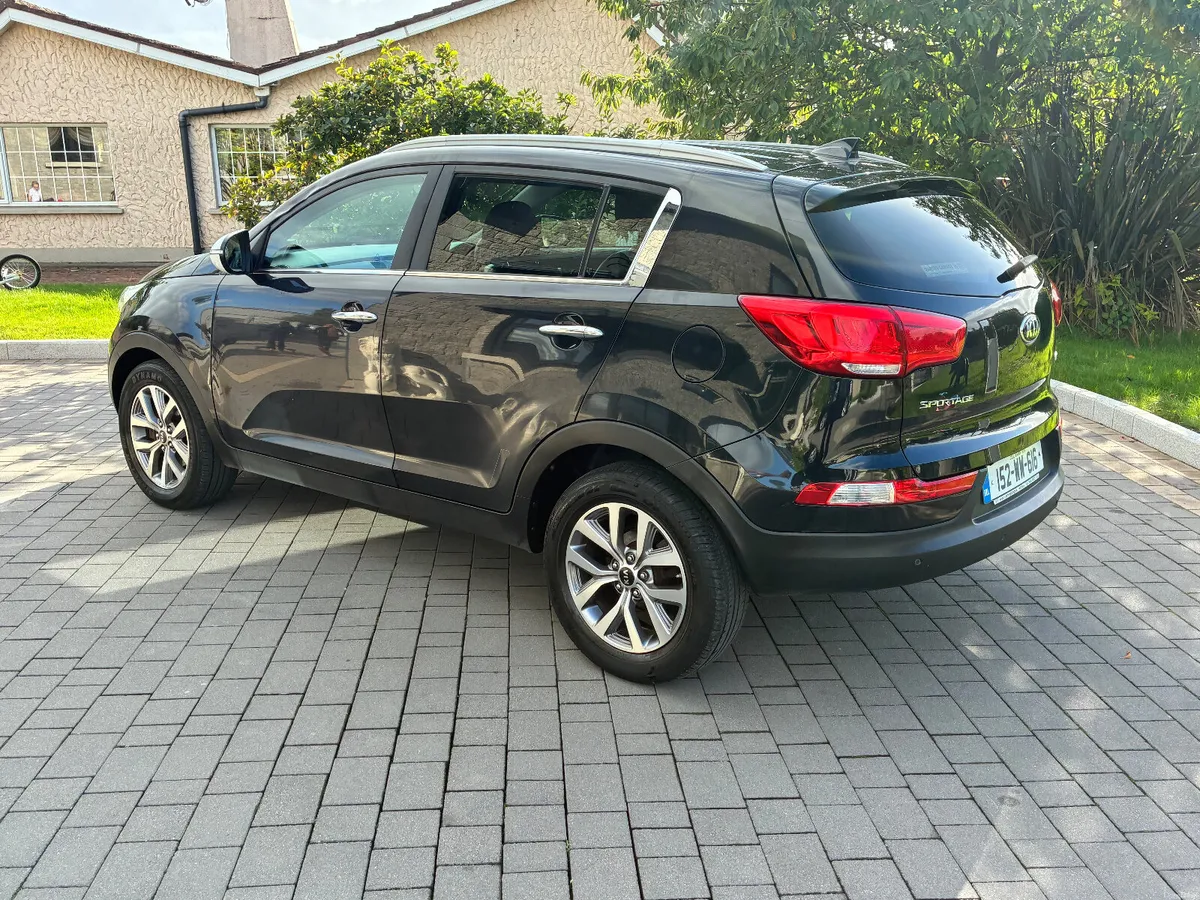 2015 (152) Kia Sportage platinum top spec - Image 4