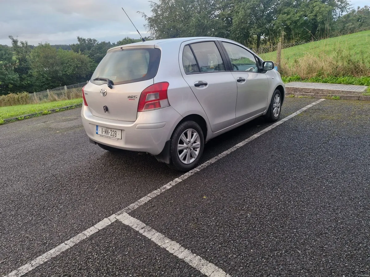TOYOTA YARIS --NEW NCT ; DIESEL  - 2011 - Image 2