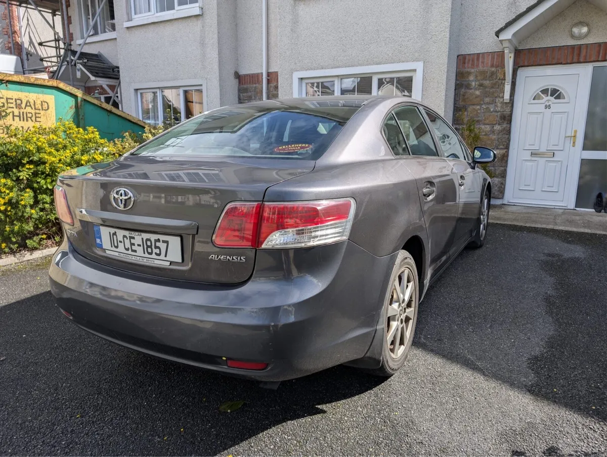 2010 Toyota Avensis - Image 5