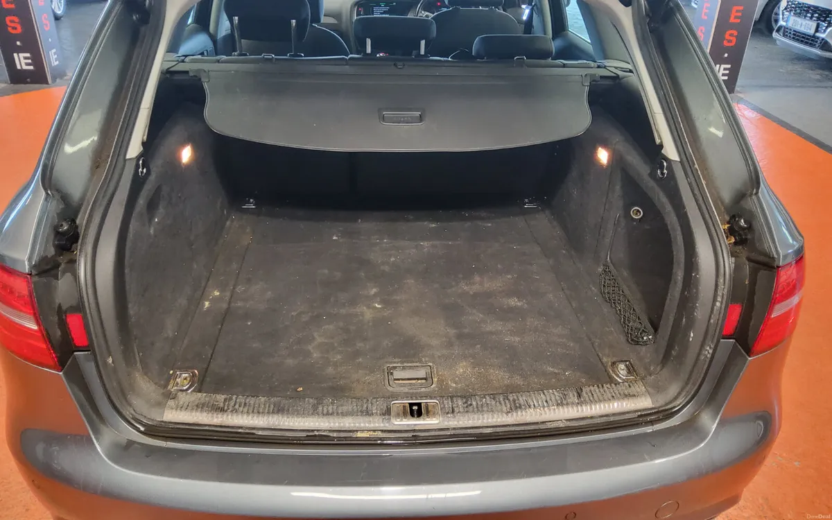 Audi A4 2015 - Image 3