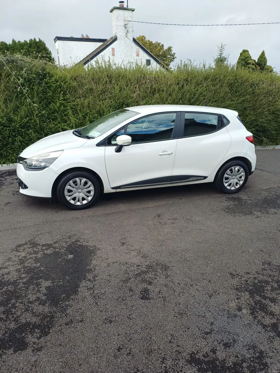 Renault Clio 2015 - Image 4