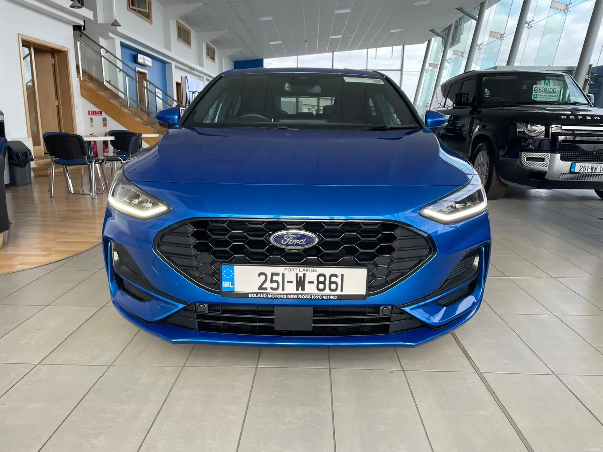Ford Focus 1.0 EcoBoost Petrol - Image 2