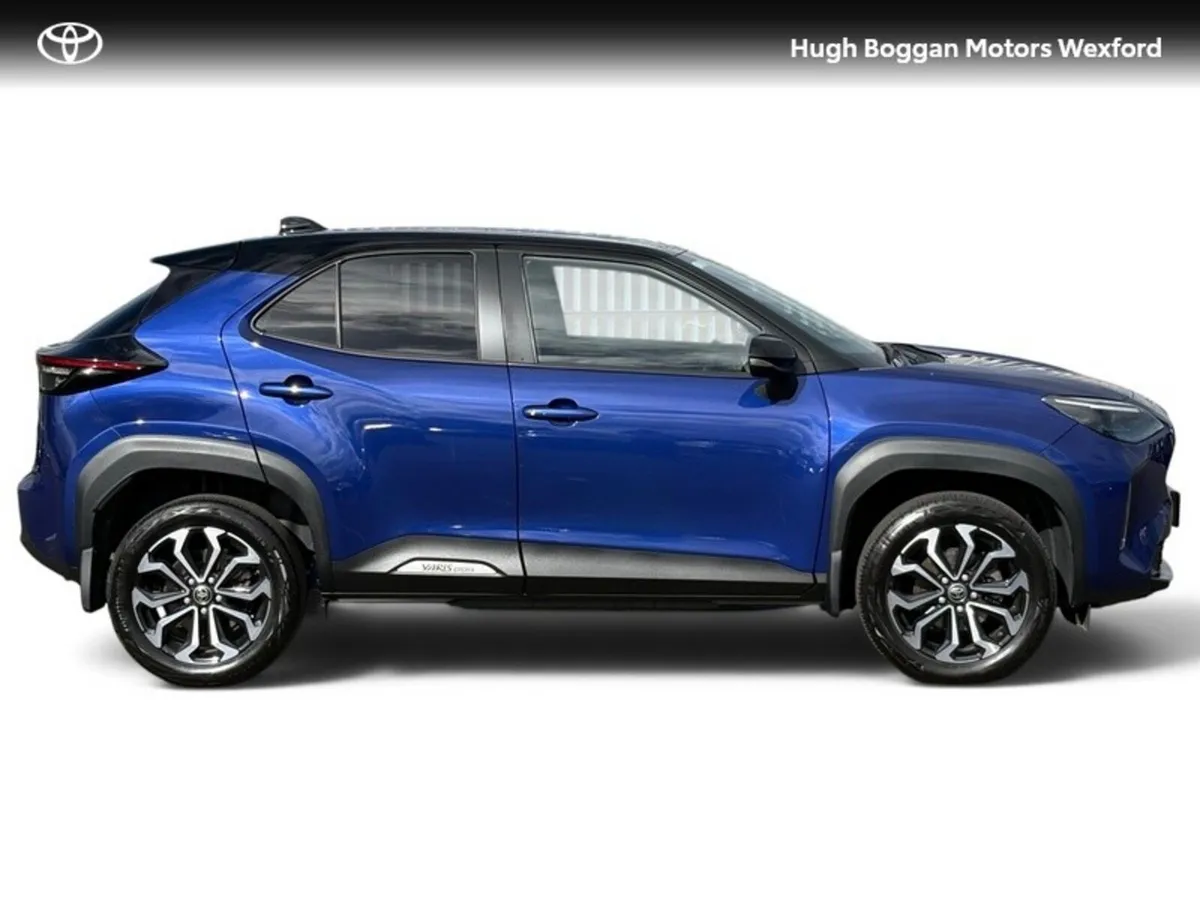 Toyota Yaris Cross LUNA SPORT - Image 3
