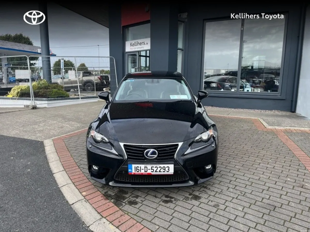Lexus IS 300H SPORT - Image 5
