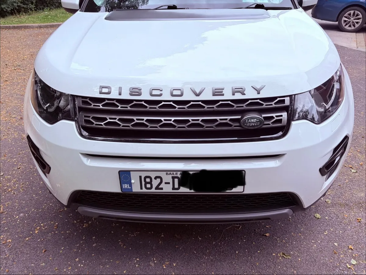 Land Rover Discovery Sport 2018 - Image 5