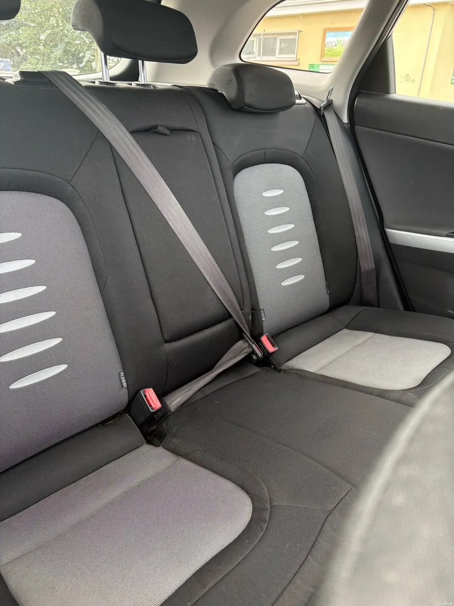 Kia ceed sports wagon - Image 3