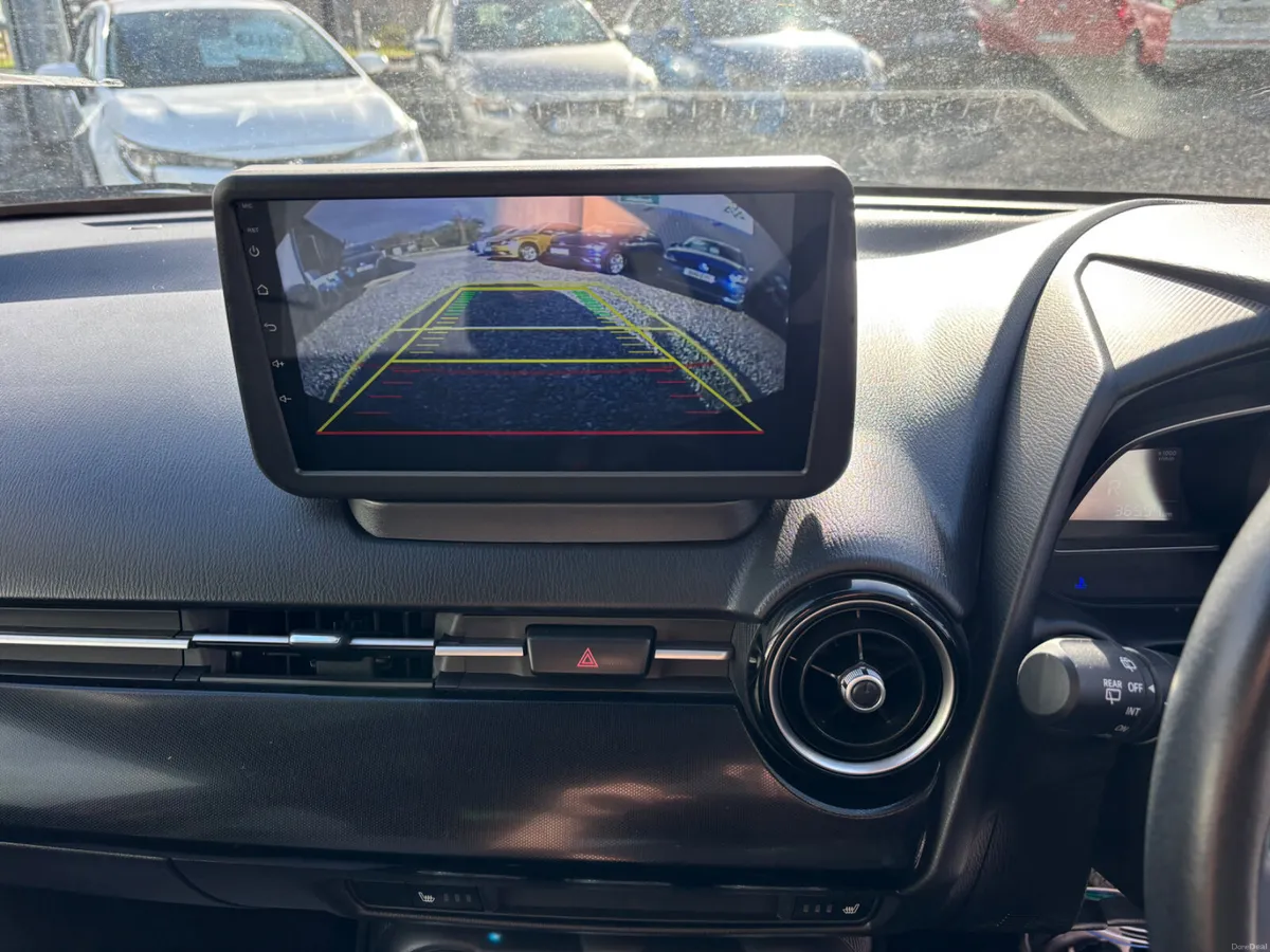 Mazda Demio - Image 6