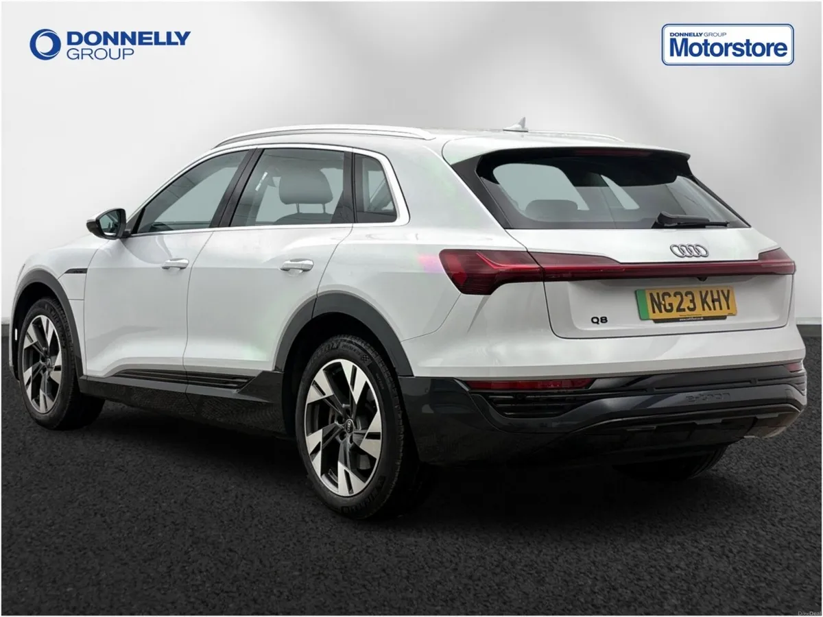 Audi Q8 250kW 50 Quattro 95kWh Sport 5dr Auto - Image 3