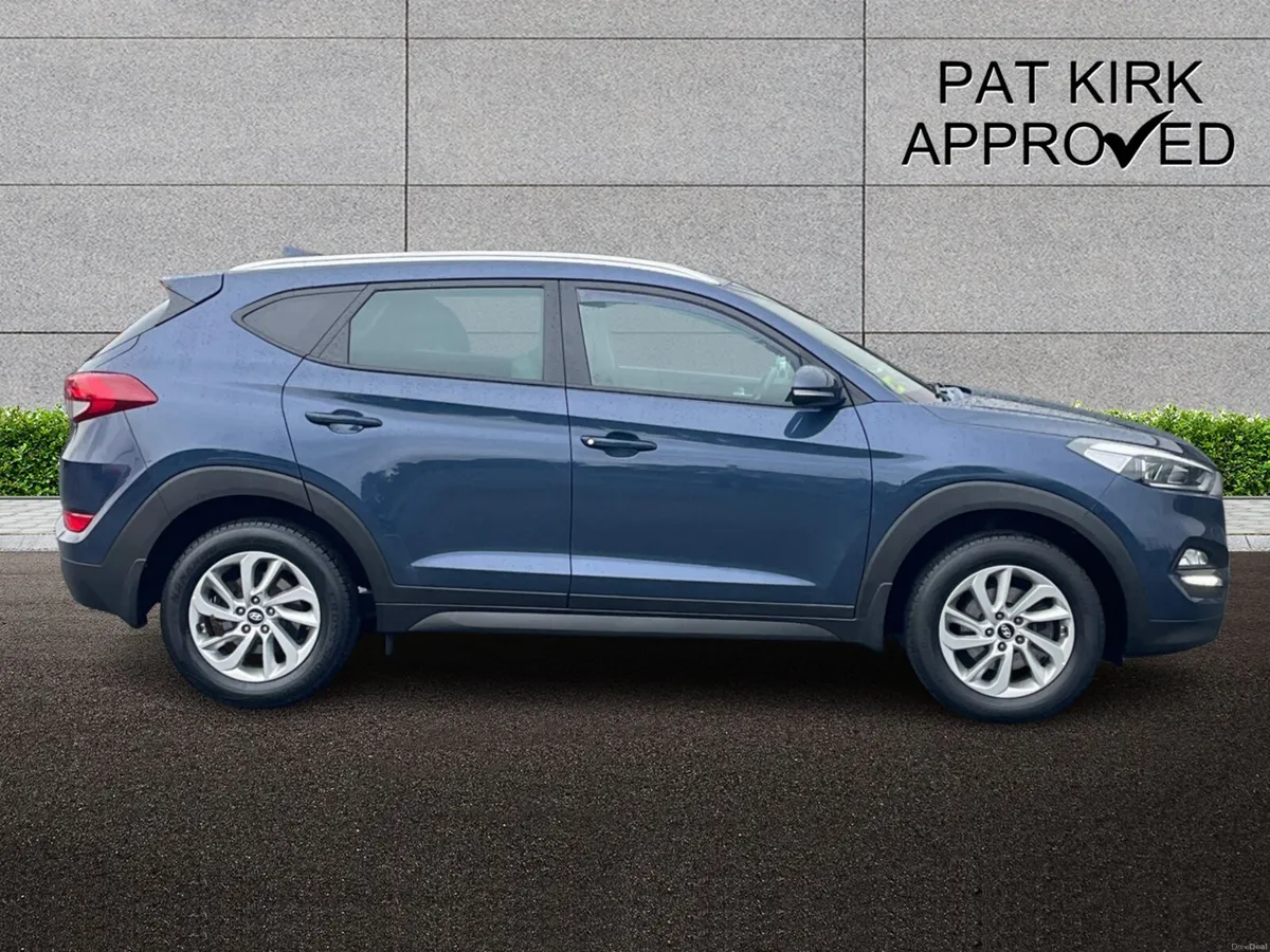 Hyundai Tucson 1.6 T-GDi Premium 5dr - Image 3
