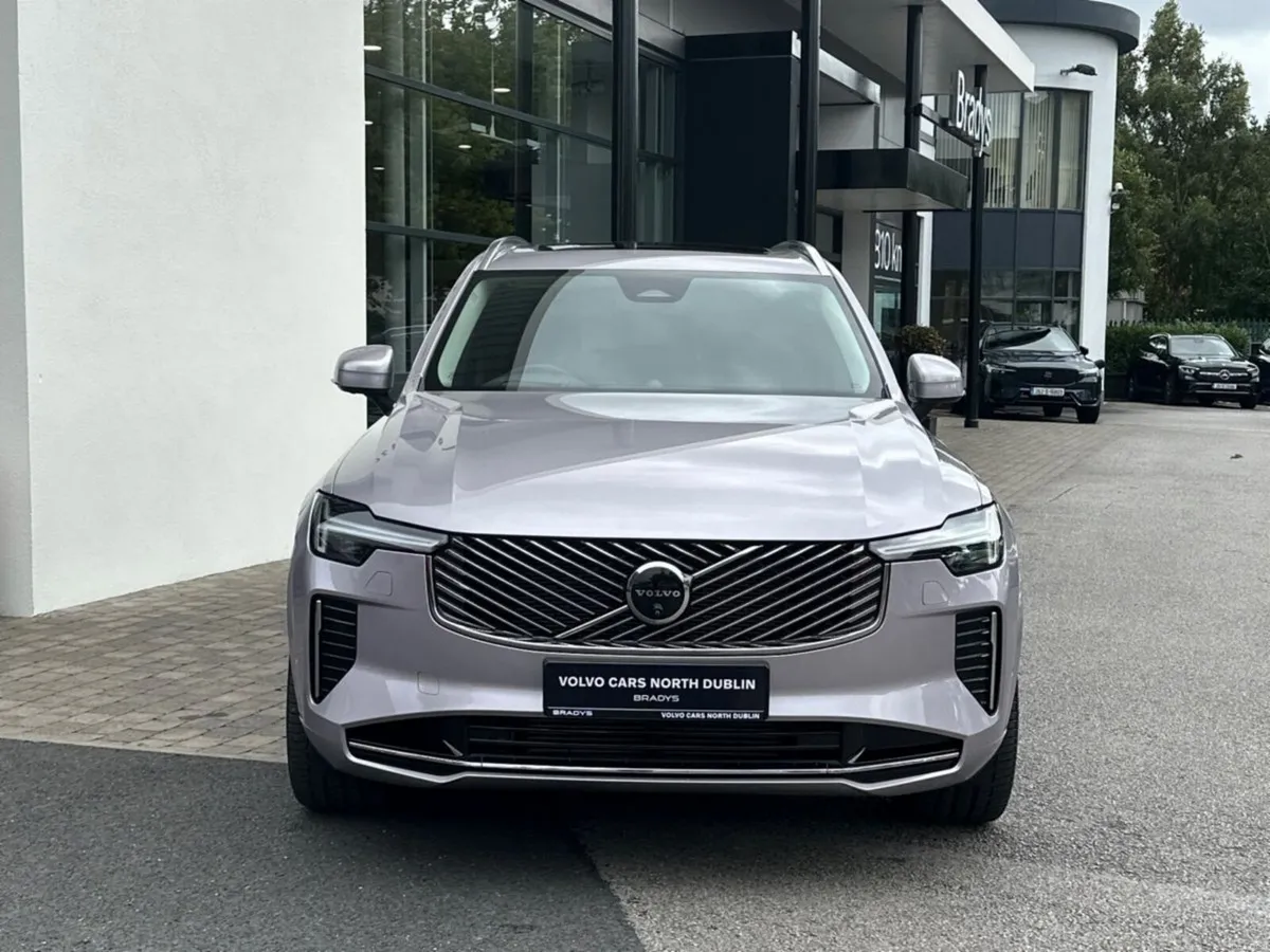 Volvo XC90 XC90 T8 ULTRA Bright AWD PHEV - Image 2