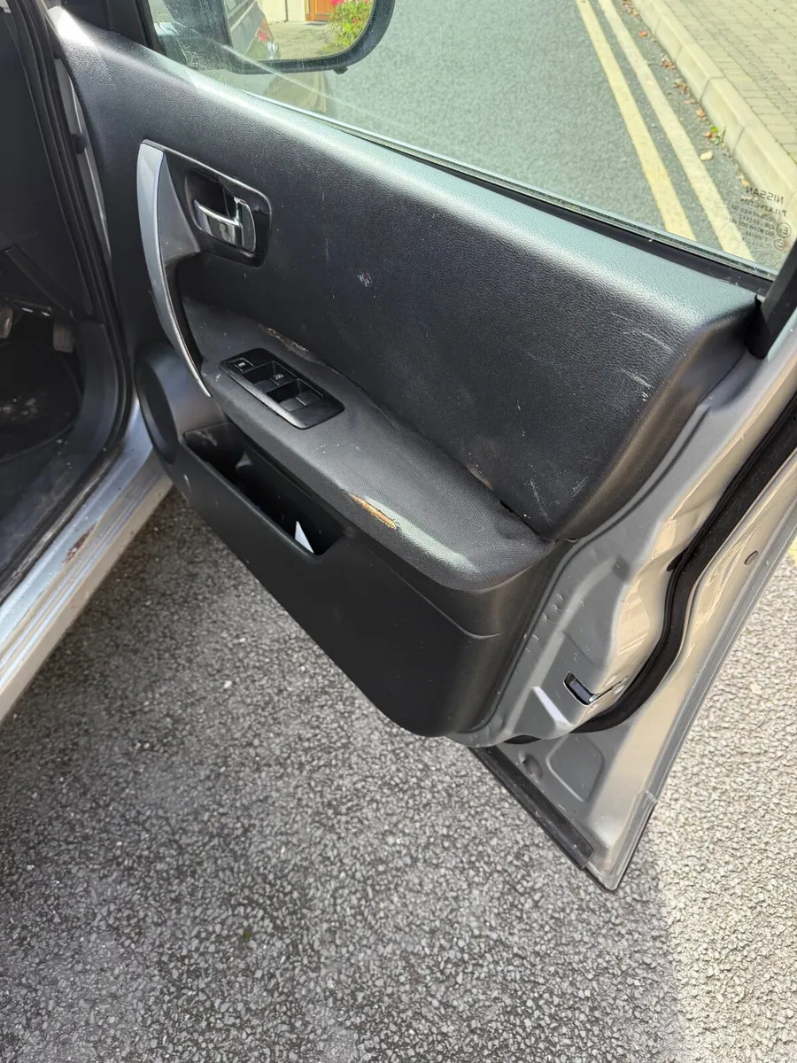 Nissan Qashqai 2008 - Image 5
