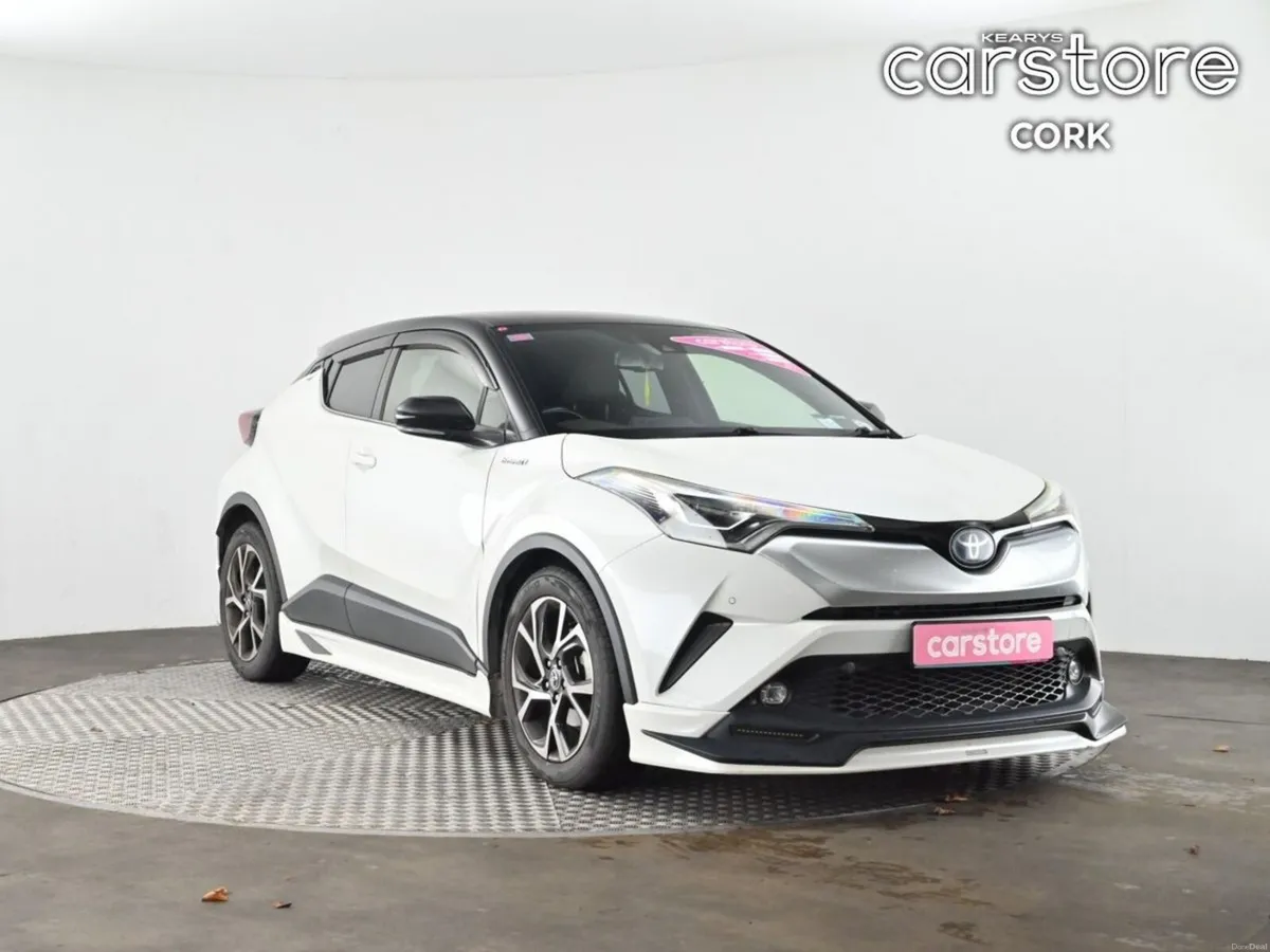 Toyota C-HR 1.8 HYBRID LUNA - Image 1