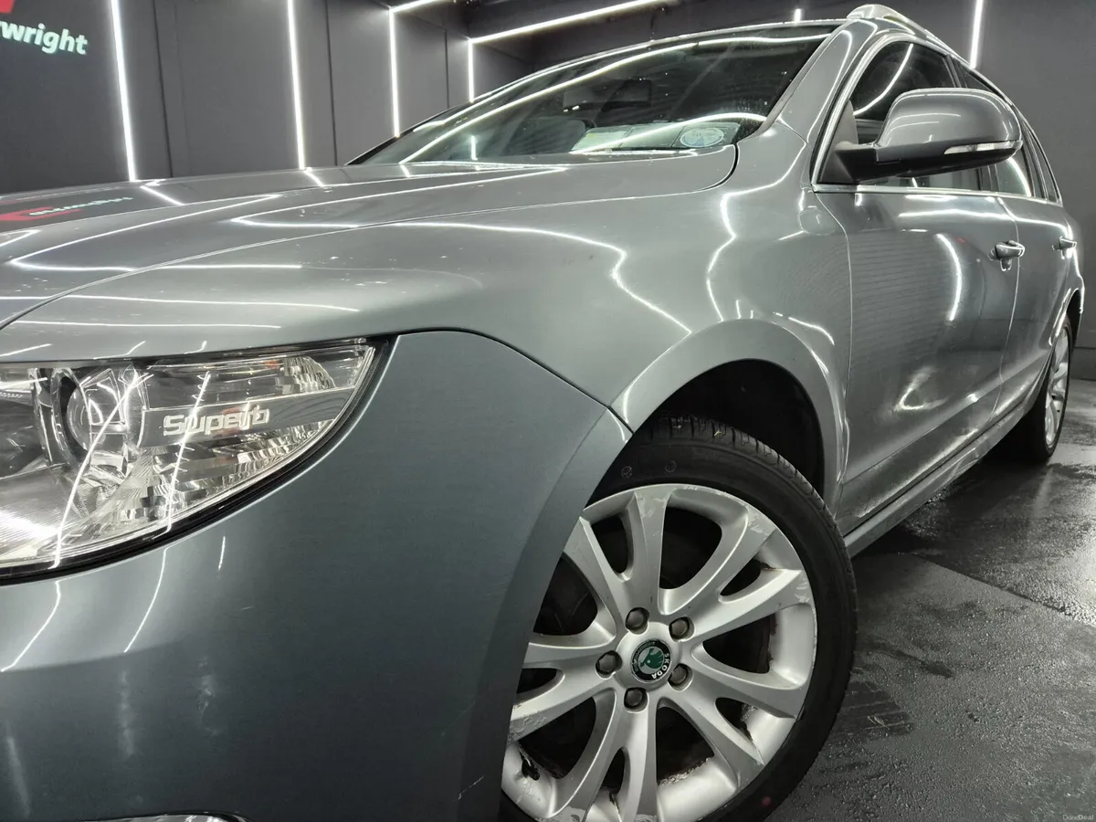Skoda Superb 2010 - Image 2