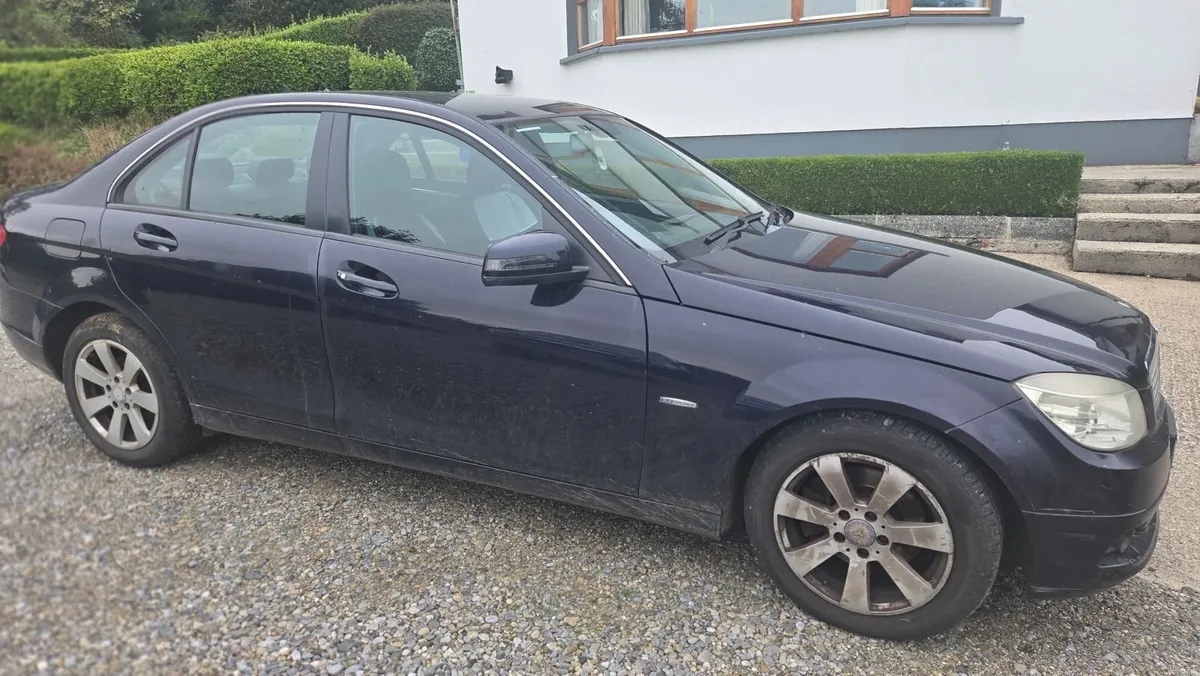 Mercedes-Benz C-Class 2010 - Image 1