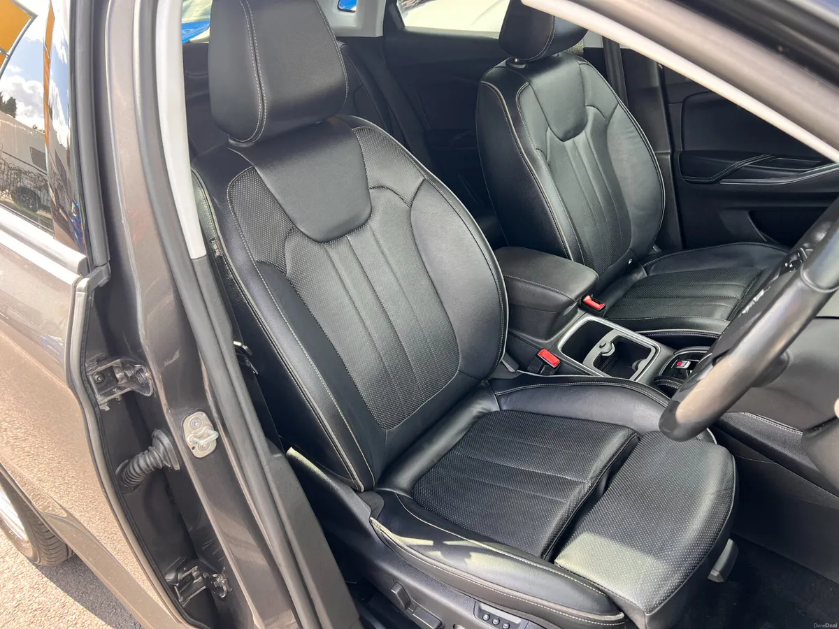 ELITE Top Spec Low Kms Full Opel Service History S - Image 3