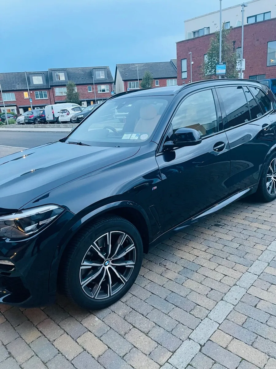 BMW X5 M Sport Carbon Black - 7 Seats - Image 3