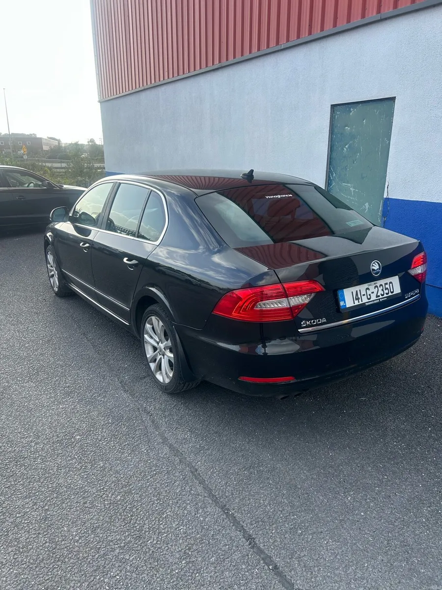 Skoda Superb - Image 4