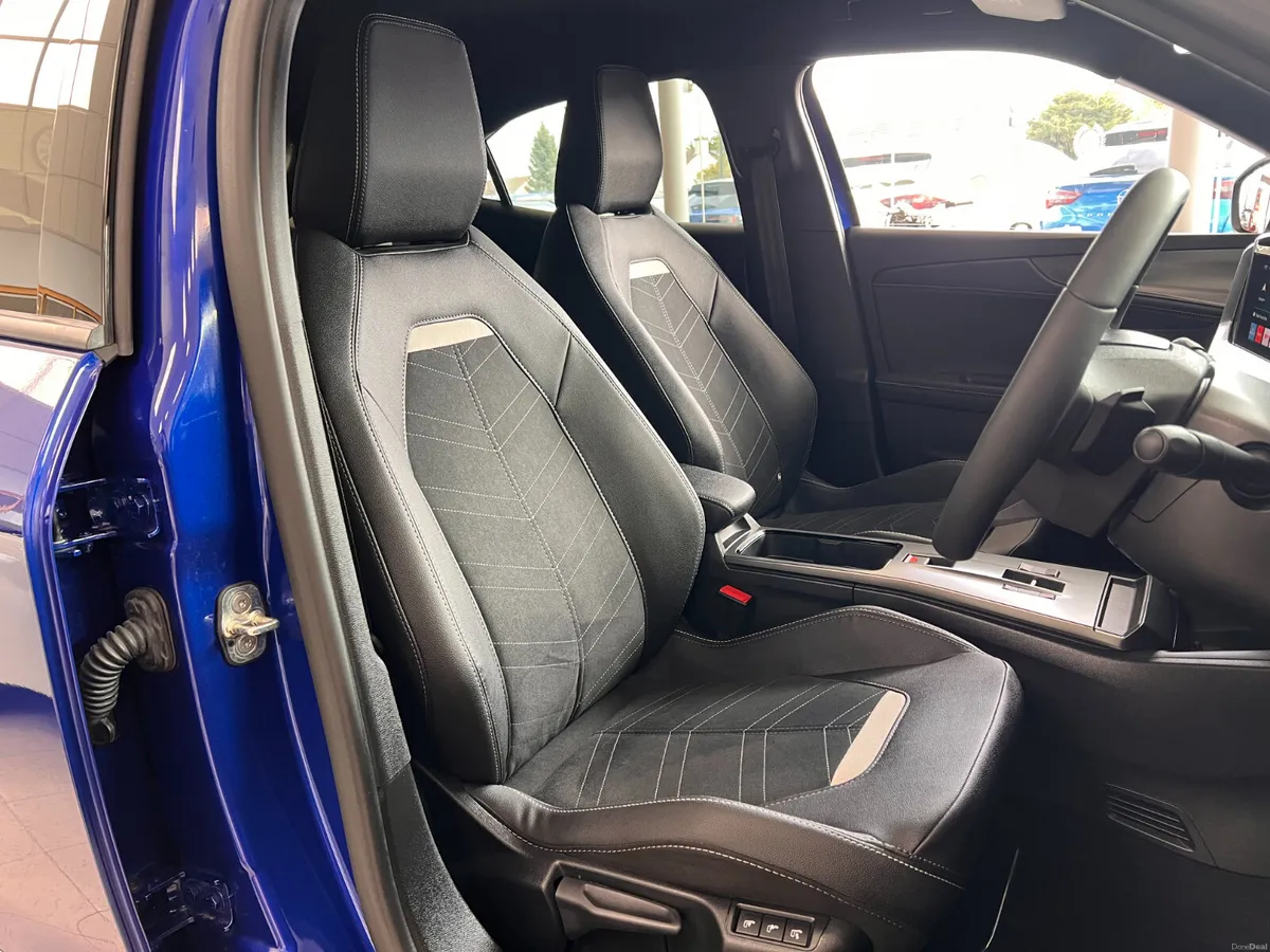 Top Spec GS AUTO HYBRID New Generation As New www. - Image 3