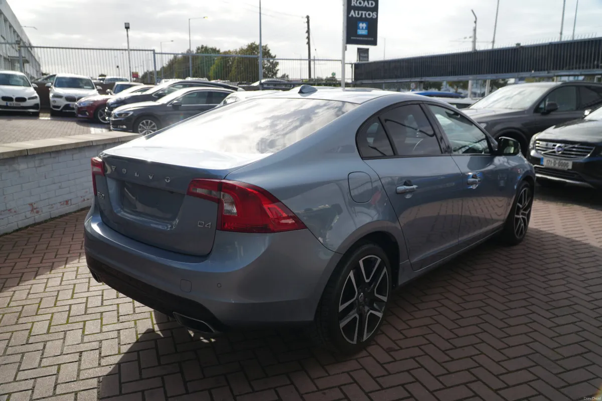2017 VOLVO S60 D4 2L DIESEL SALOON - Image 4