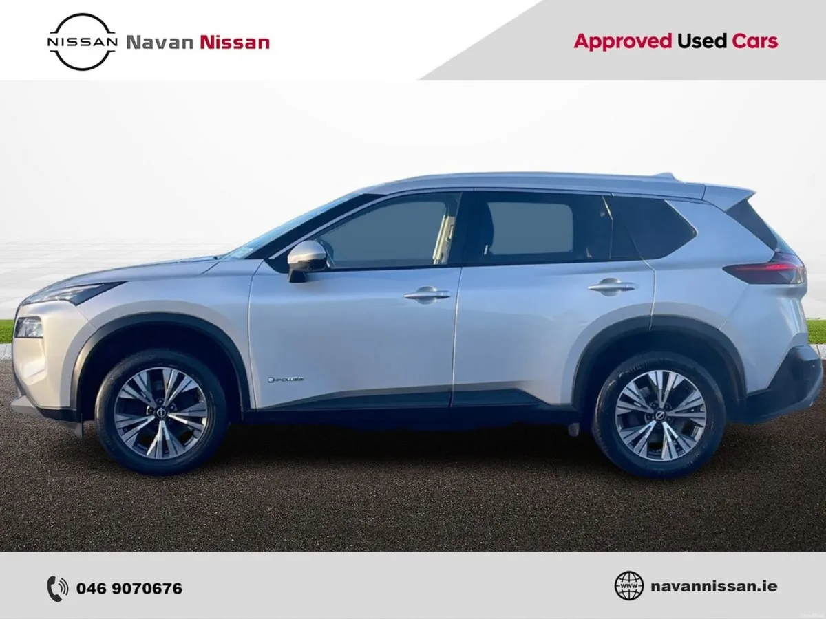 Nissan X-Trail ePOWER SV PREMIUM * 7 SEATS * - Image 4