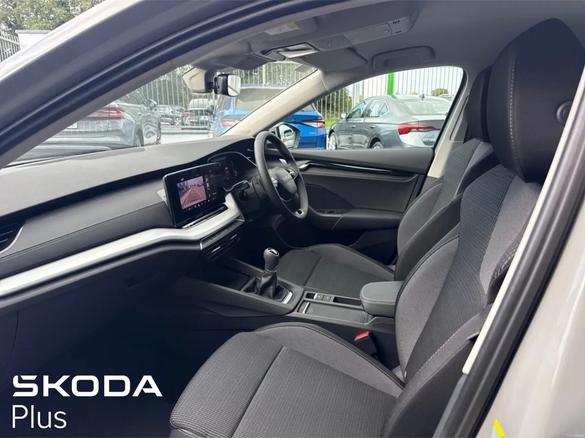 Skoda Octavia Selection 1.5TSI 115HP - Image 4