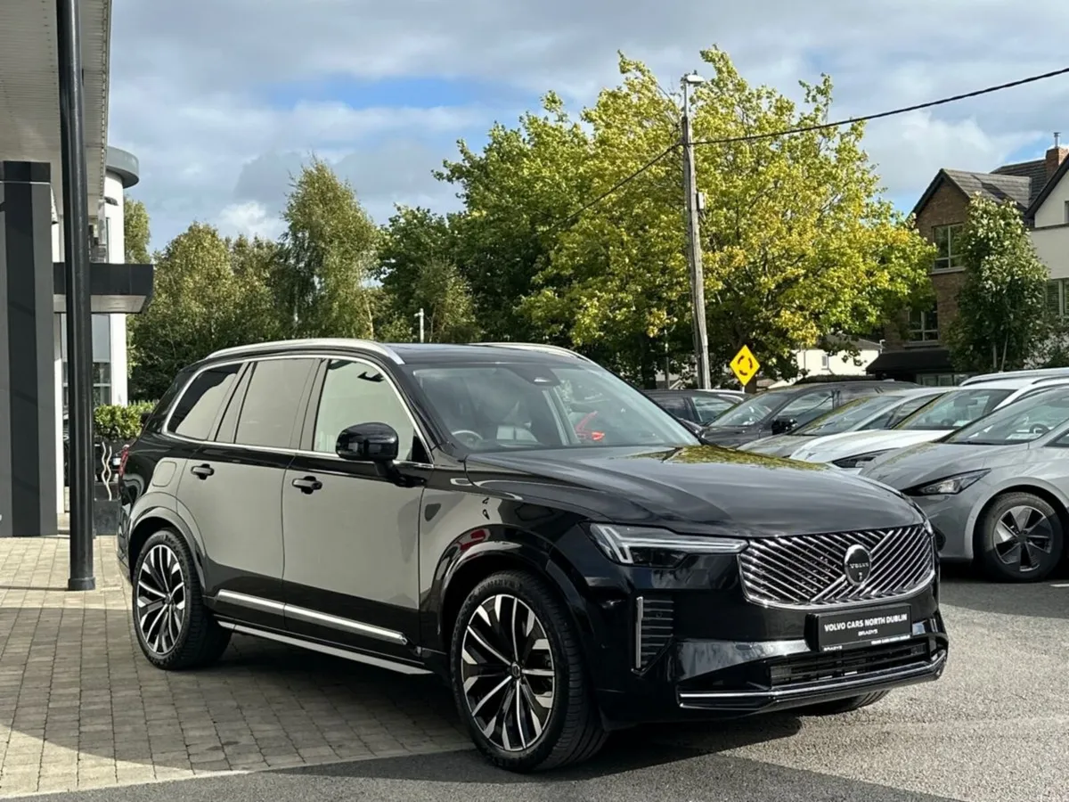 Volvo XC90 XC90 T8 ULTRA Bright AWD PHEV - Image 3