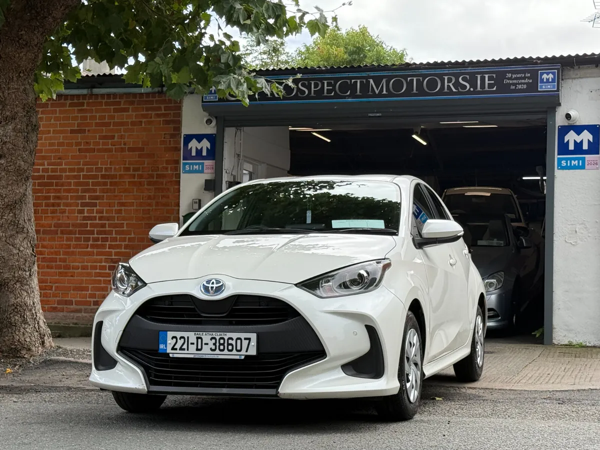 2022 Toyota Yaris, Hybrid Automatic, New Nct 10/28 - Image 1