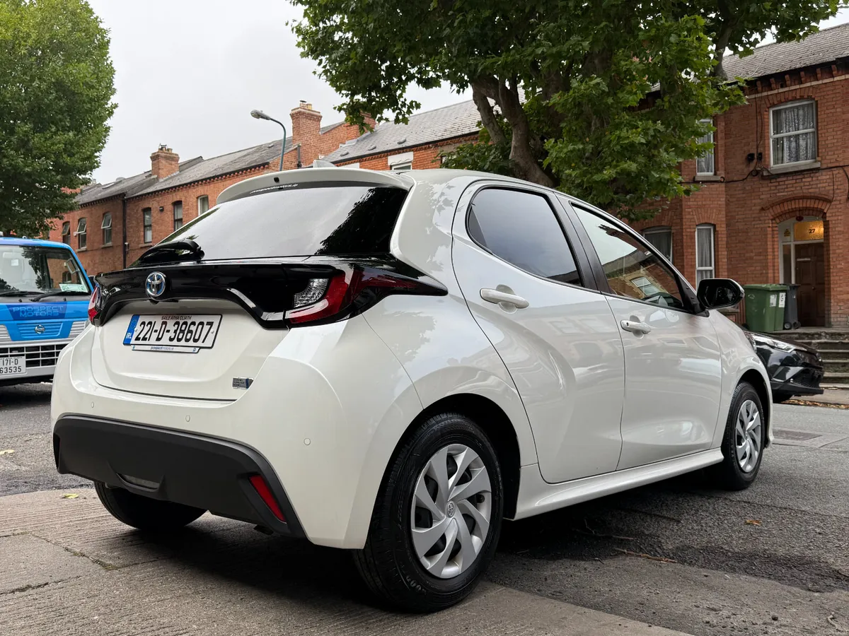 2022 Toyota Yaris, Hybrid Automatic, New Nct 10/28 - Image 5