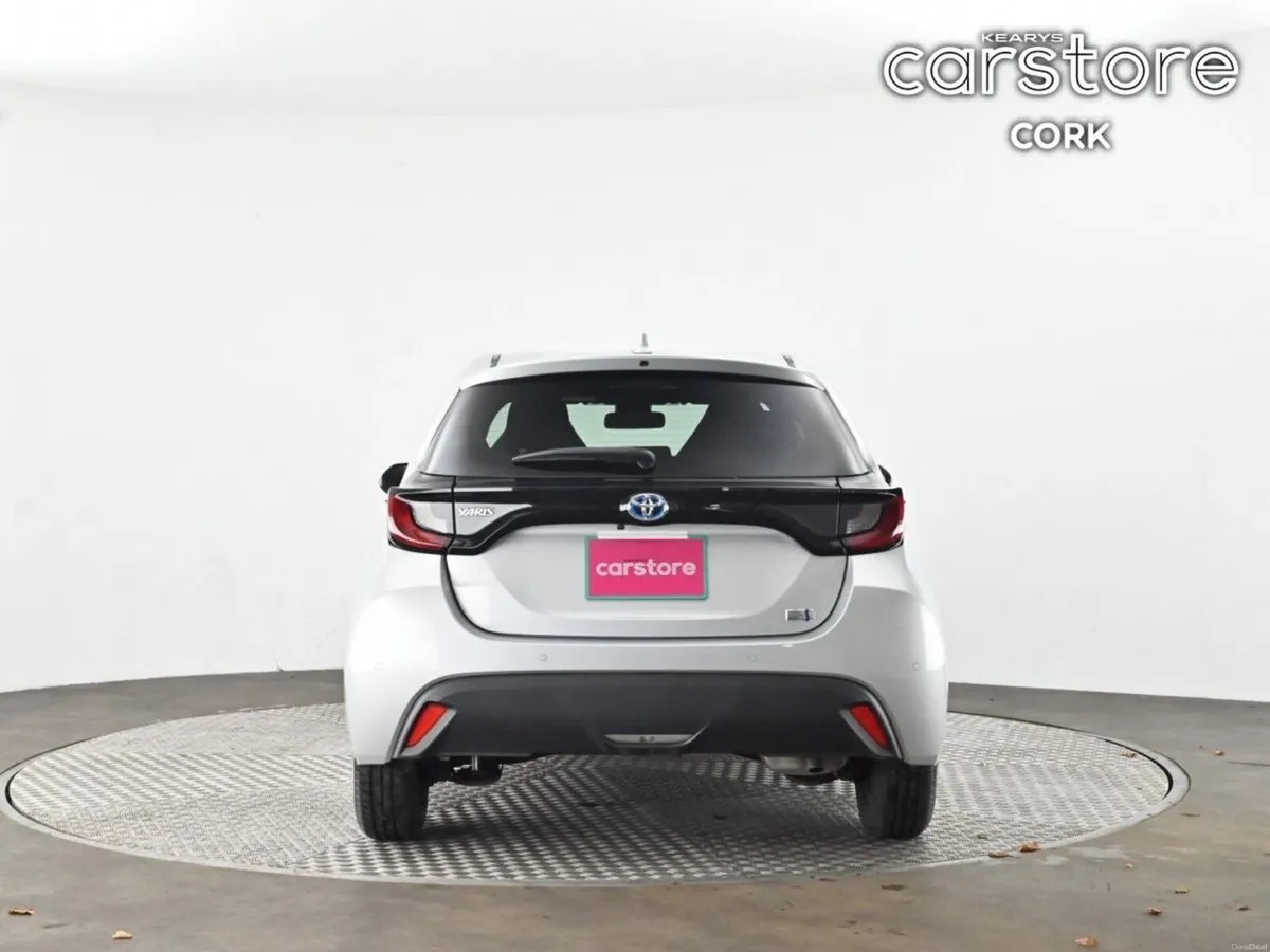 Toyota Yaris 1.5 - Image 4