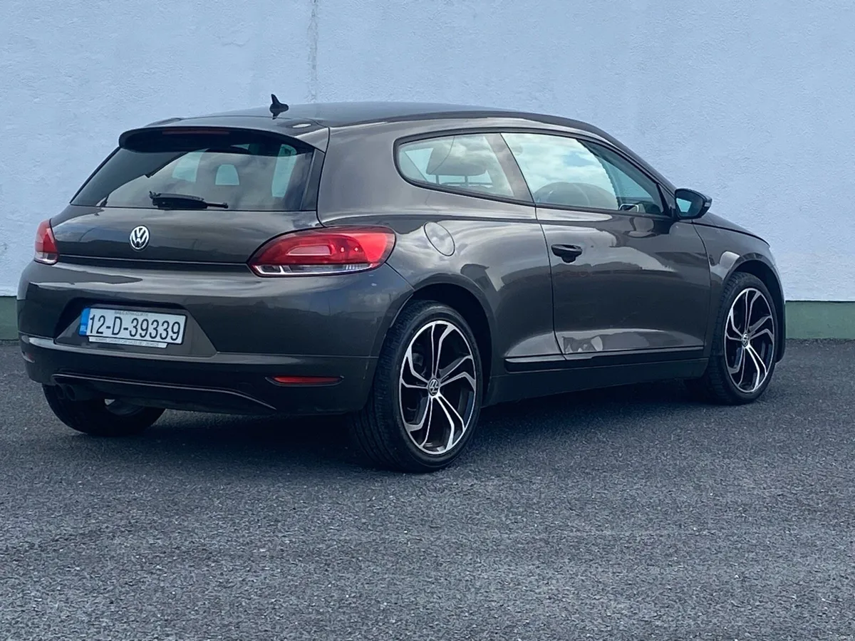 Volkswagen Scirocco 2.0 TDi low mileage - Image 3