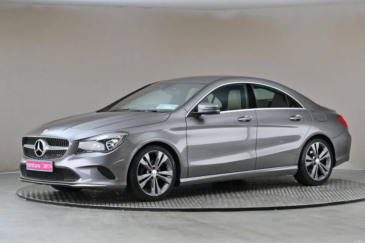 Mercedes-Benz CLA CLA 180 URBAN **FULL BEIGE LEATH - Image 4