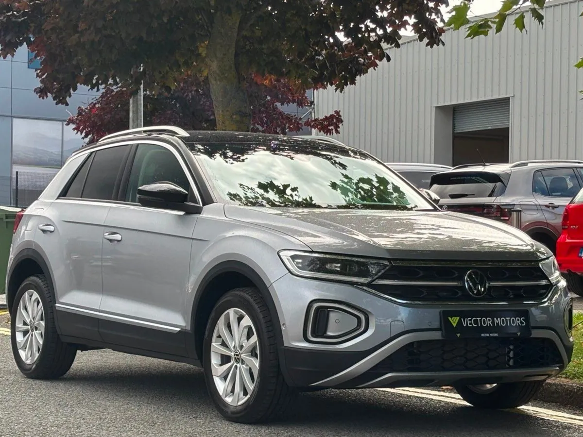 Volkswagen T-Roc 2.0 TDI STYLE AUTO 12 MONTH WARRA - Image 1