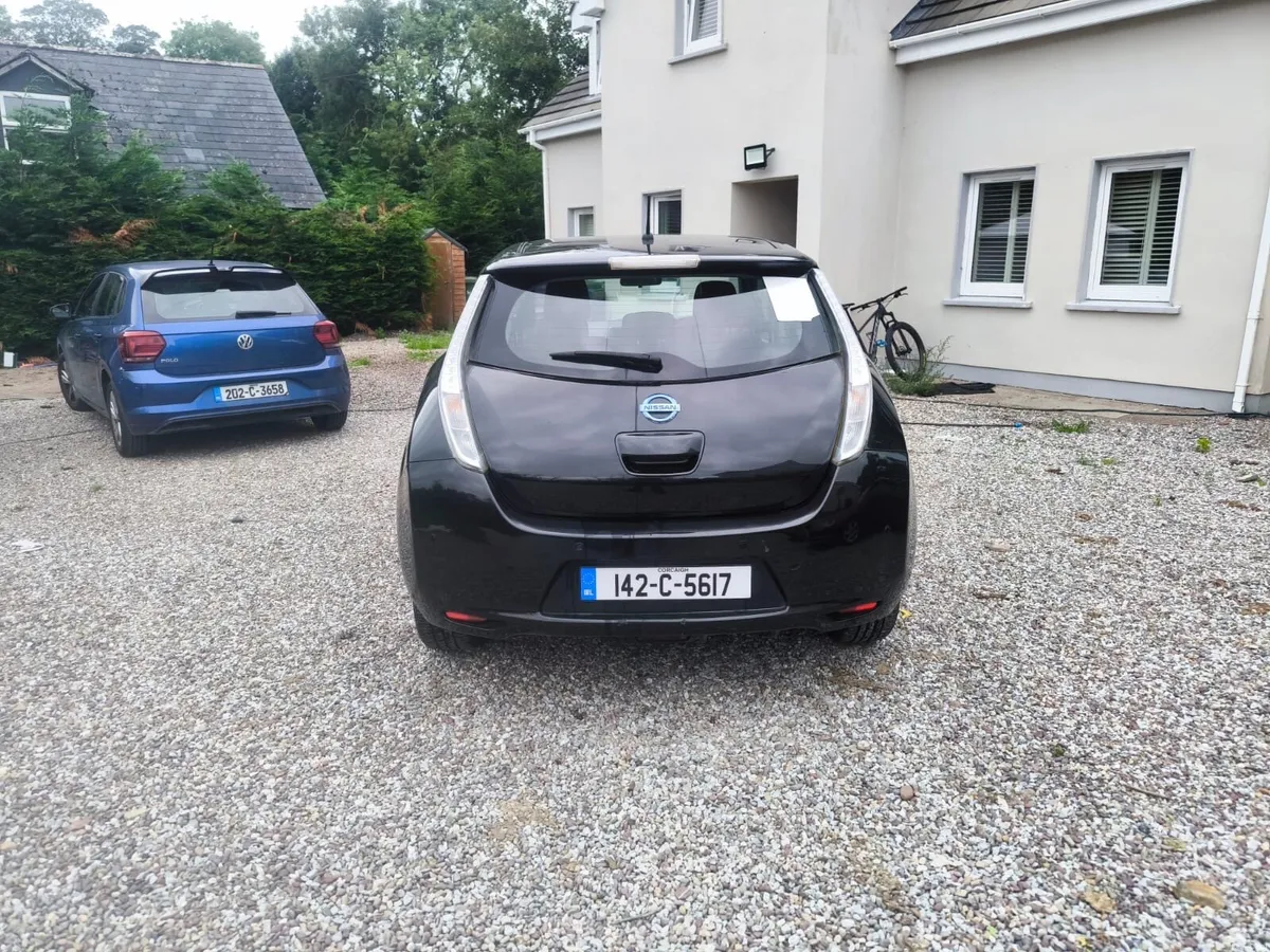 Nissan Leaf 2014 automatic - Image 4