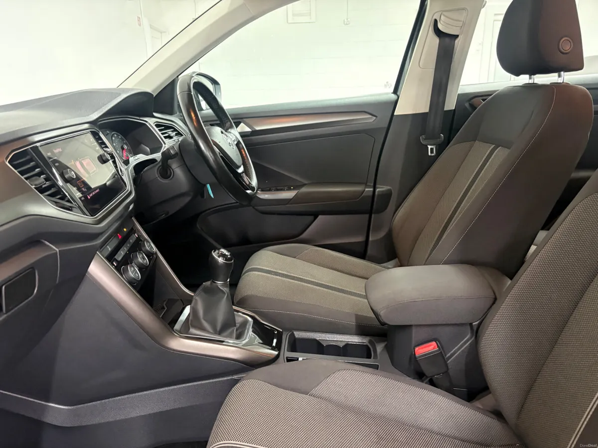 Volkswagen T-Roc SE 1.0 Tsi 2018 - Image 4