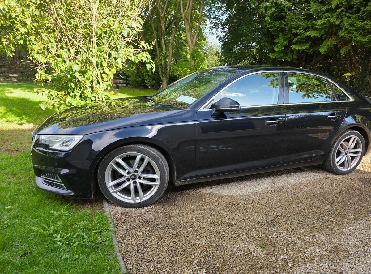 Audi A4 2019 2.0 TDI 150 SE S tronic *Low Miles* - Image 3