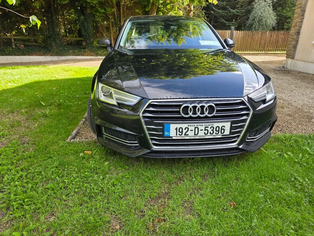 Audi A4 2019 2.0 TDI 150 SE S tronic *Low Miles* - Image 2