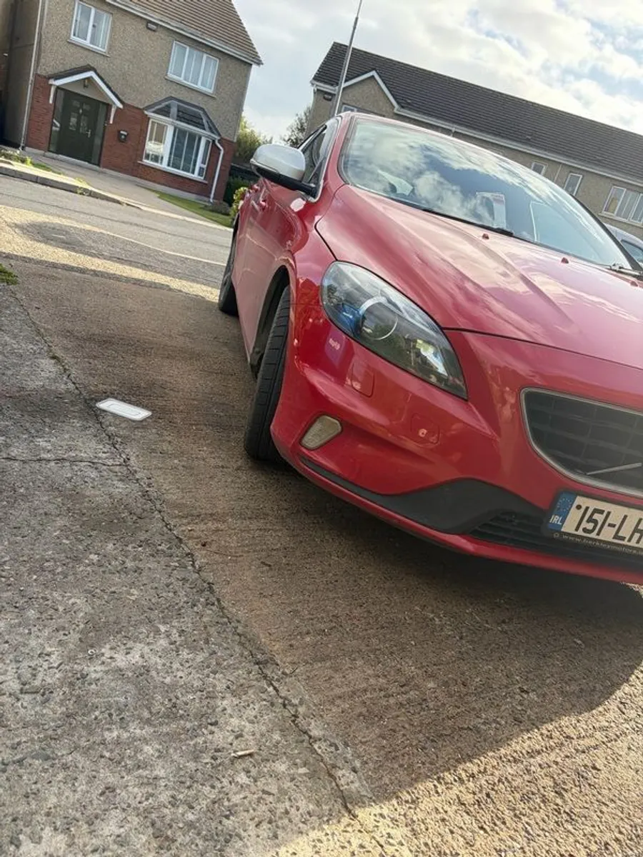 2015 Volvo V40 - Image 6