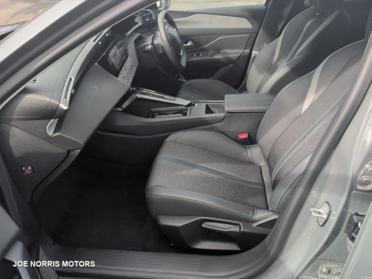 Peugeot 408 ALLURE HYBRID 145BHP S - Image 2
